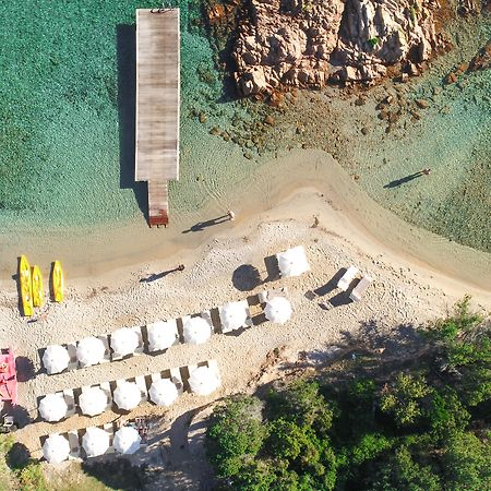 Hotel Le Ginestre Порто Черво Екстериор снимка